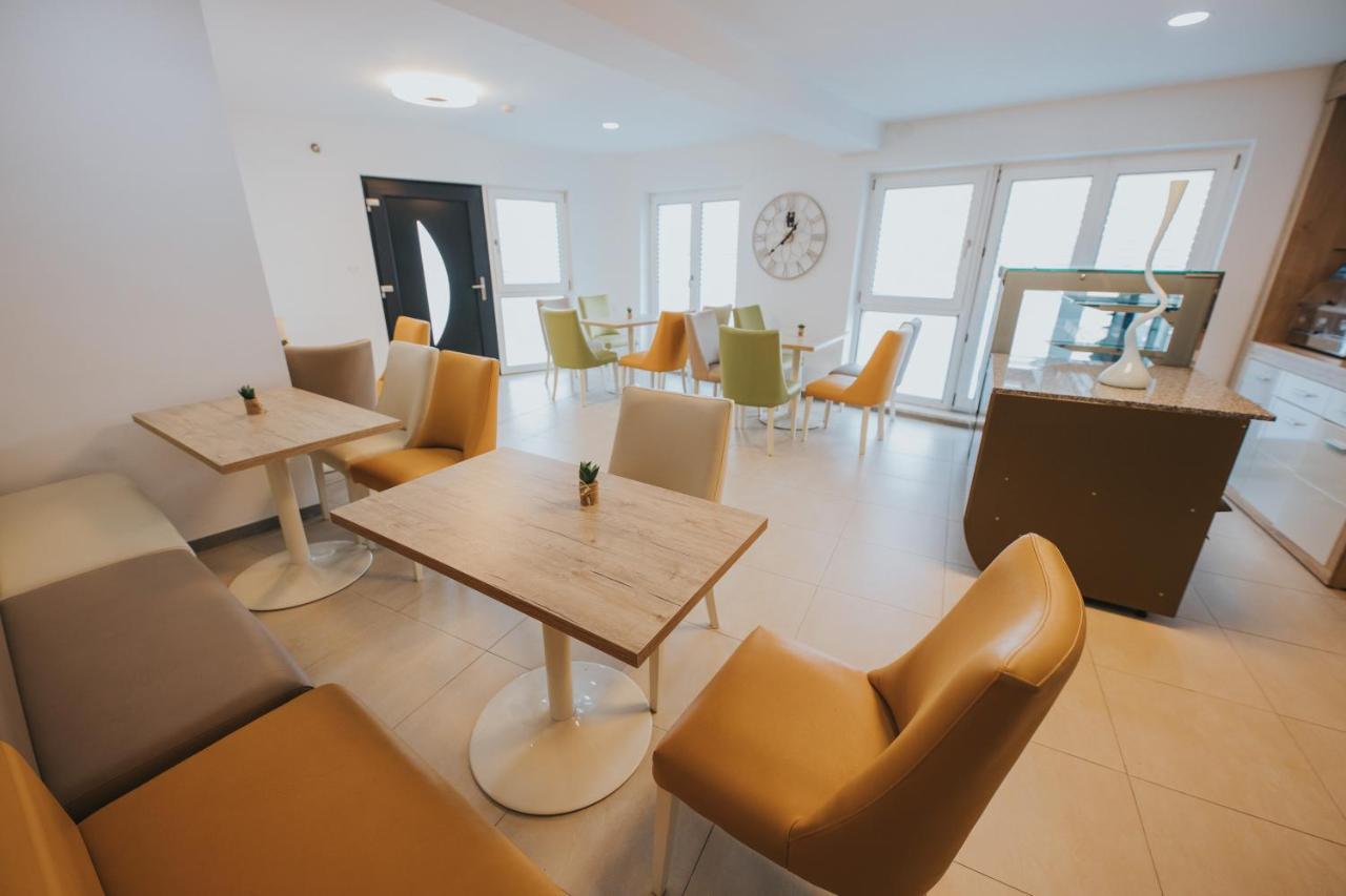 Endlich Zuhause Hotel Sibiu Exterior photo